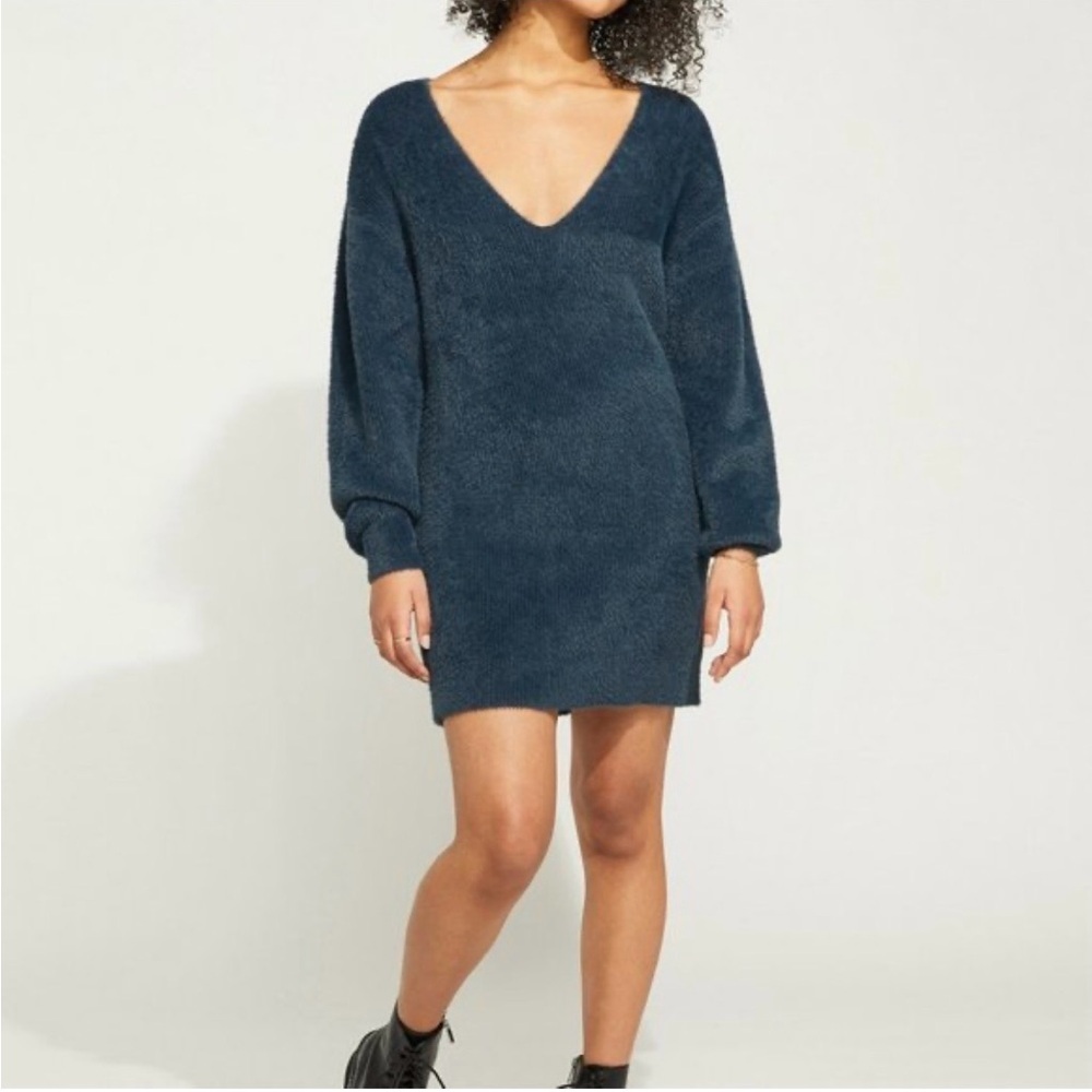 Gentle Fawn V Neck-Long Sleeve Sweater Dress/Tunic-Size Medium